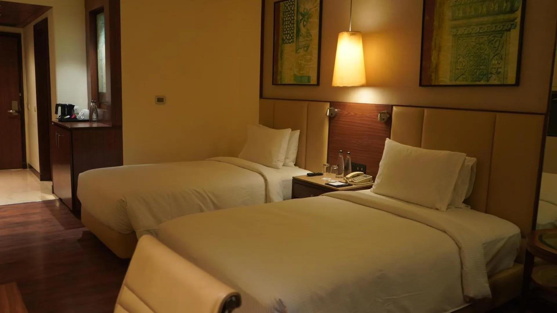 *****  מלון Doubletree By Hilton Agra הודו