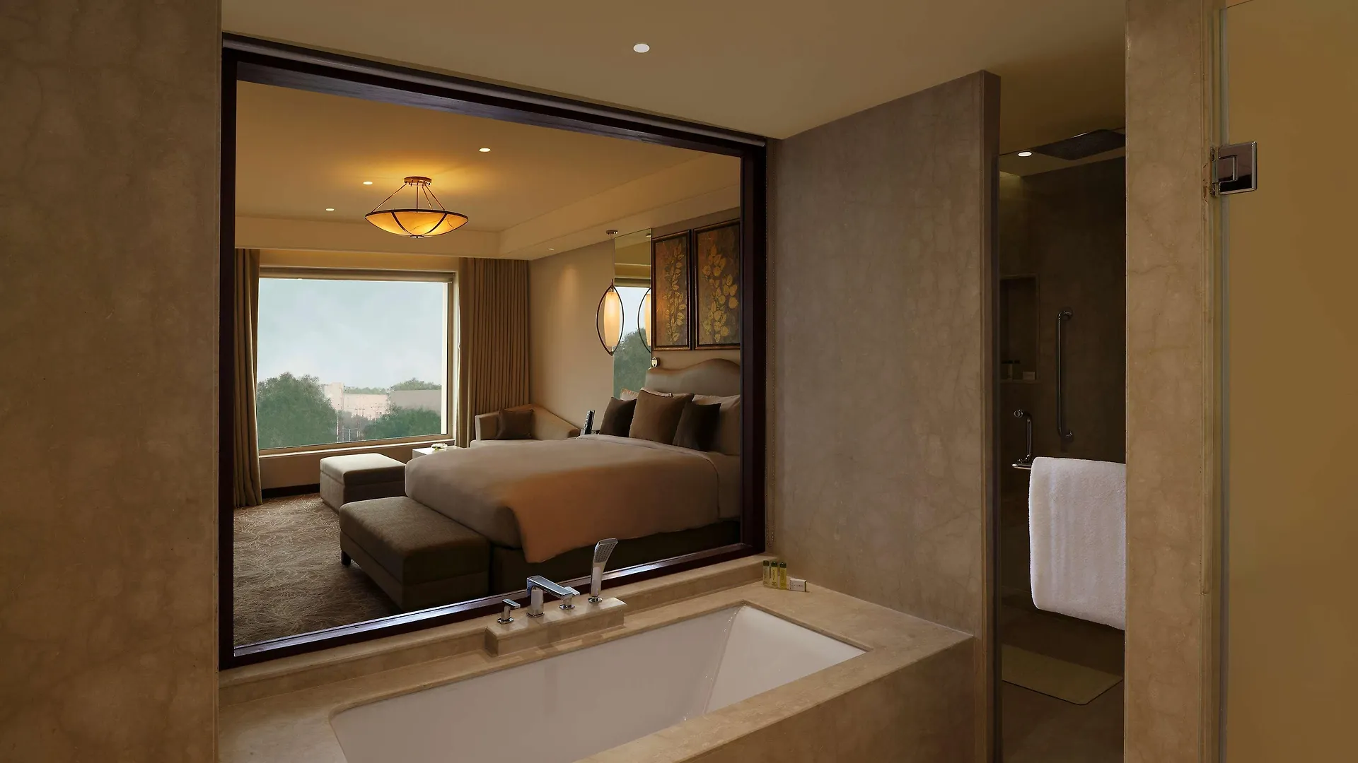 Doubletree By Hilton Agra Hotel 5*, Agra (Uttar Pradesh) India