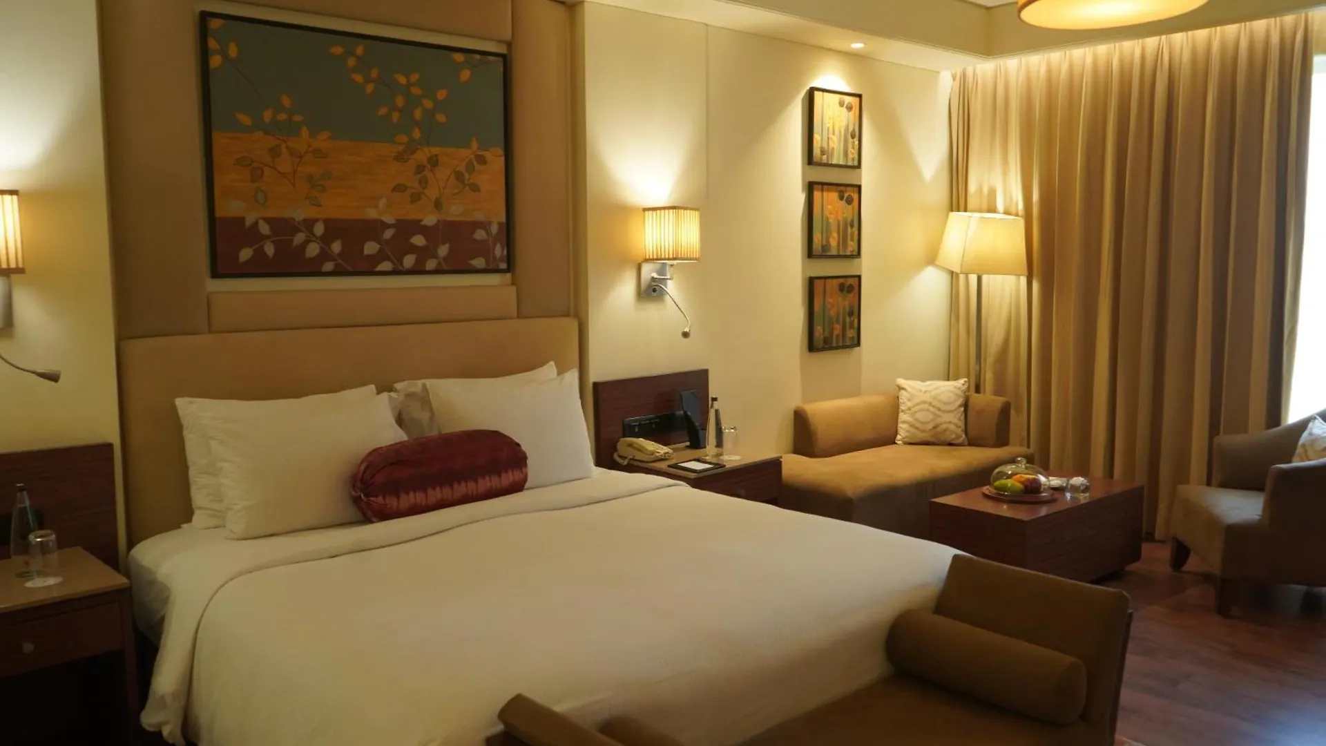 Doubletree By Hilton Agra Hotel  Agra (Uttar Pradesh)